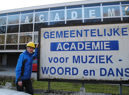 schepen van Jeugd Jan Jacobs voor de academie